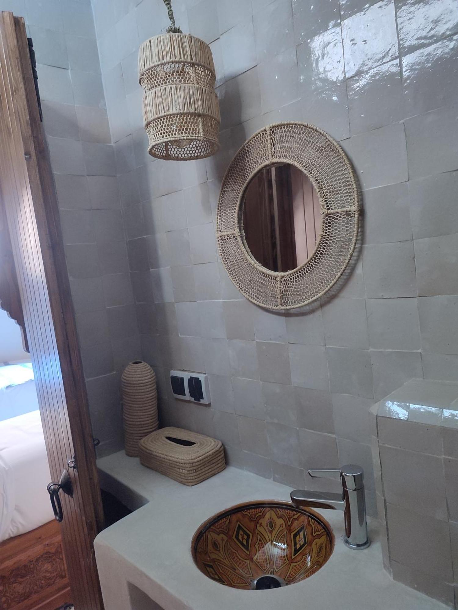 Private Room In Apartment Tov Taghazout Ngoại thất bức ảnh