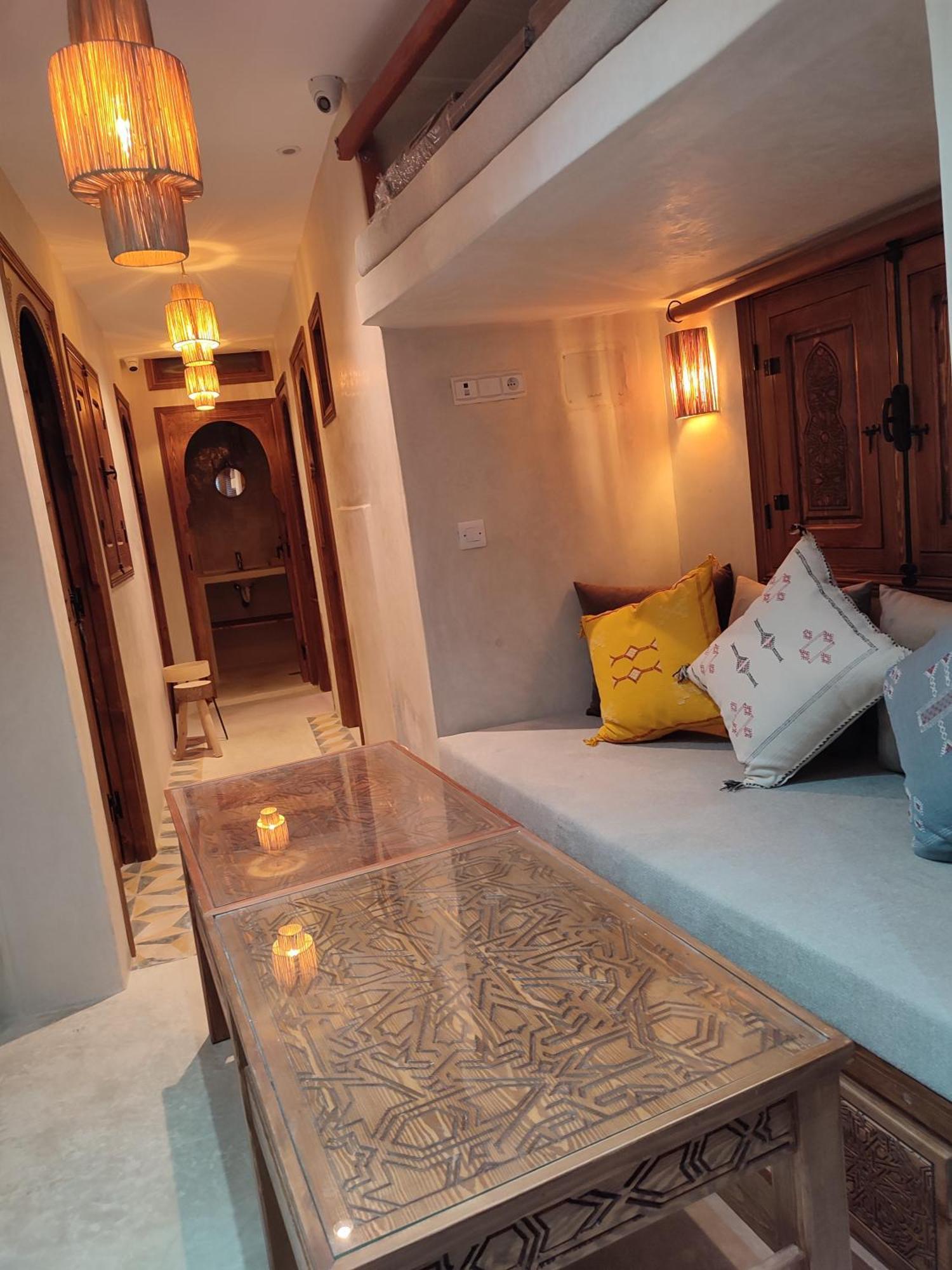 Private Room In Apartment Tov Taghazout Ngoại thất bức ảnh