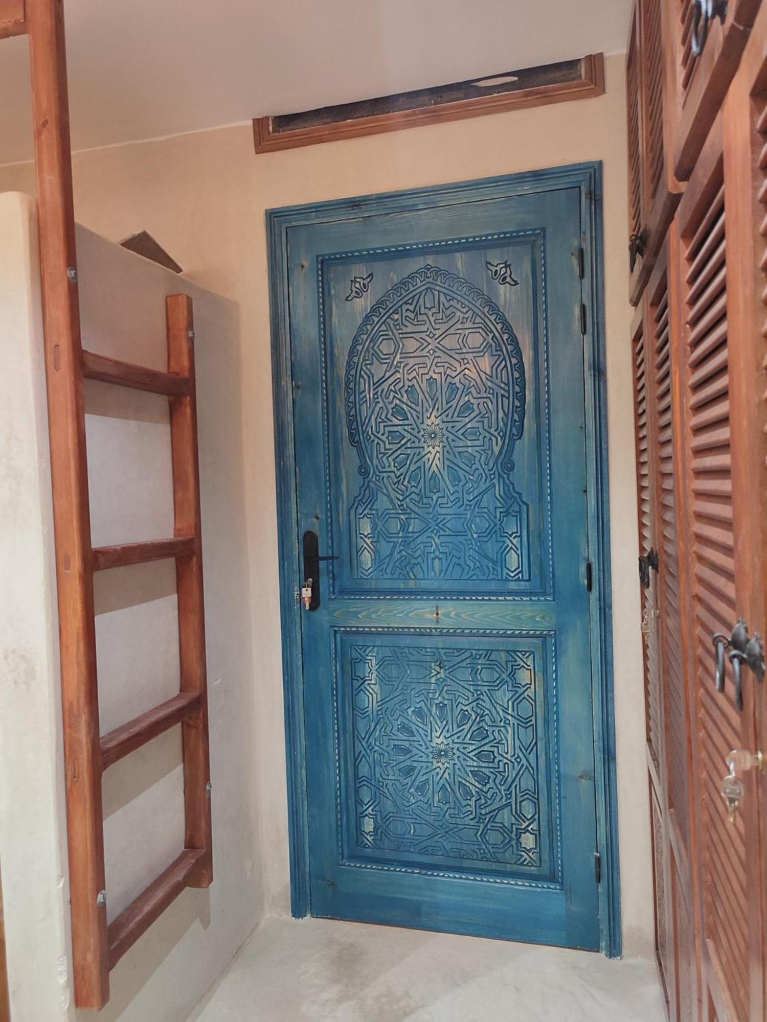 Private Room In Apartment Tov Taghazout Ngoại thất bức ảnh